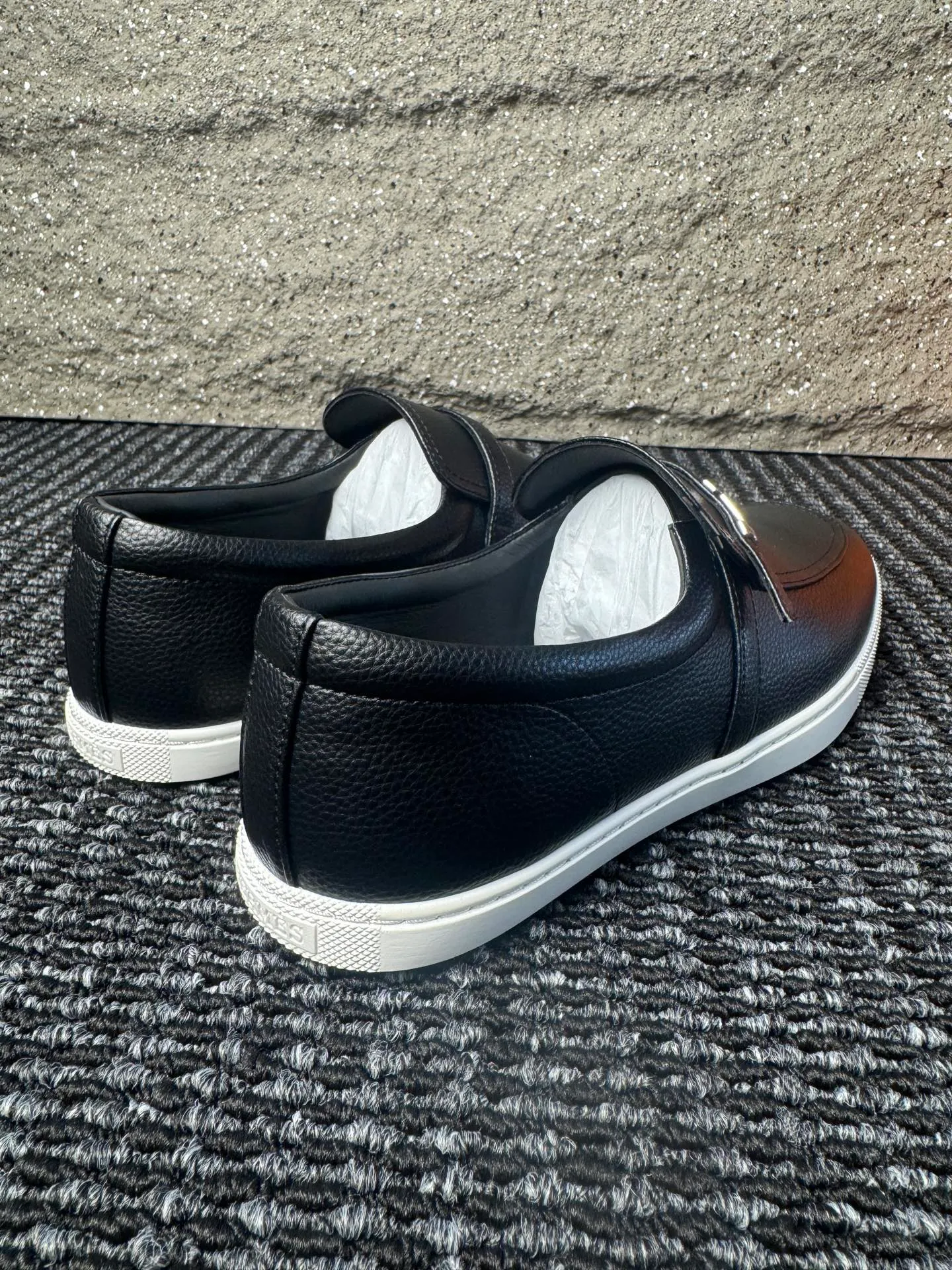 Men's men's shoes 💰440 [New style] 🪷🪷[HERMES] Hermès - High-end quality, the same style as the official website - Upper: 🔝 Nappa calfskin, with iconic H metal - Lining: water-dyed cowhide - Outsole: ultra-light TPU molded outsole - Ultra-high quality control·Fine workmanship: highlighted (high-end·luxury·grade) -Size: 38-44 (45 can be customized)·